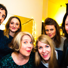 Day8-Komedia